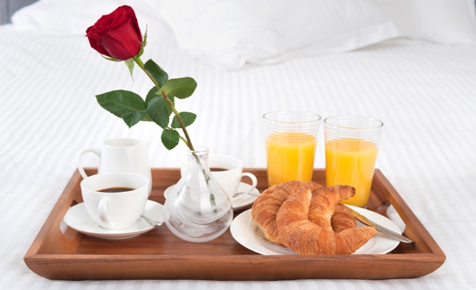 Valentine’s Day Breakfast in Bed