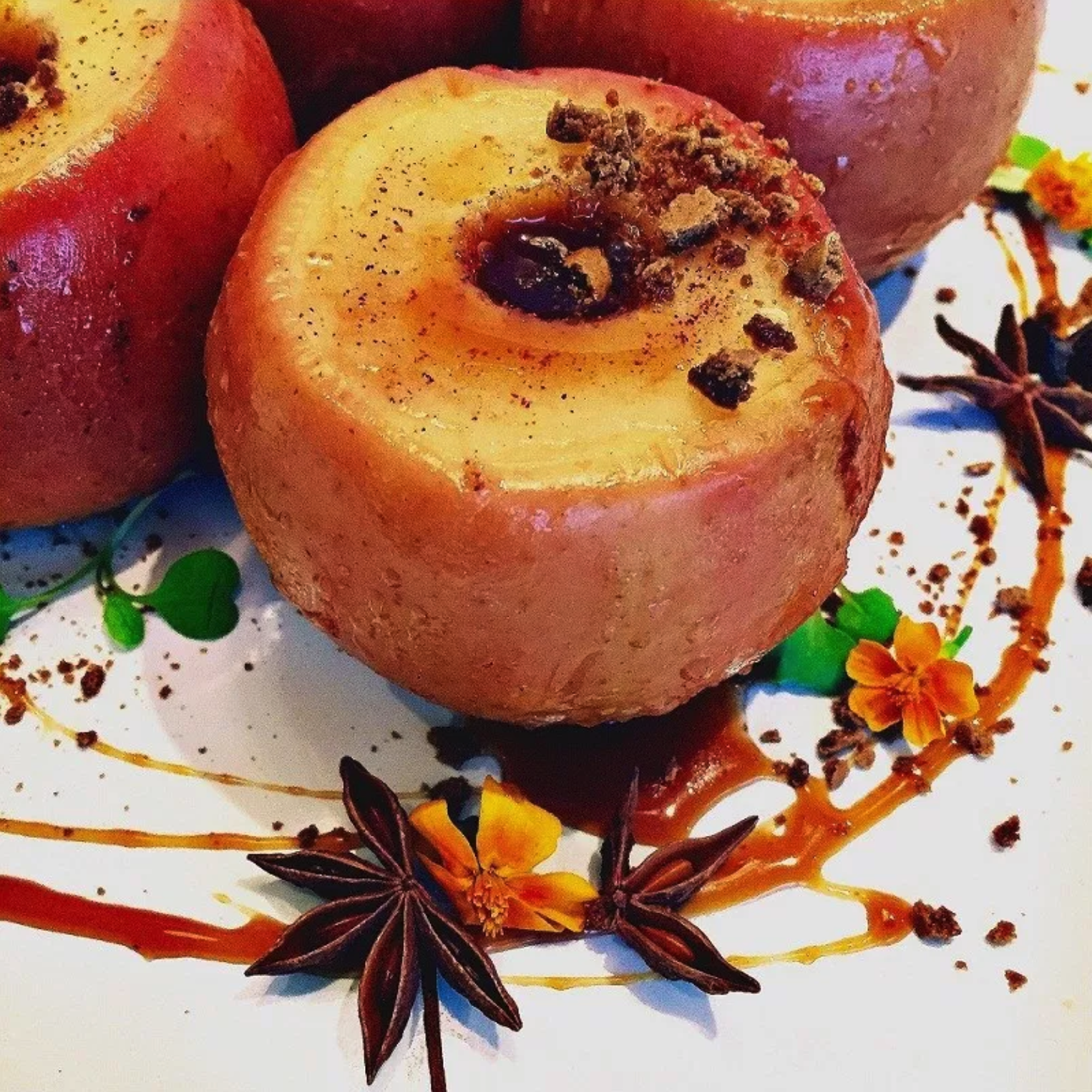 Make These Delicious Ginger Caramel Baked Apples at Home